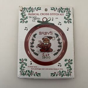 Vintage The New Berlin Co Musical Cross Stitch Kit Baby's 1st Christmas 2286 NEW